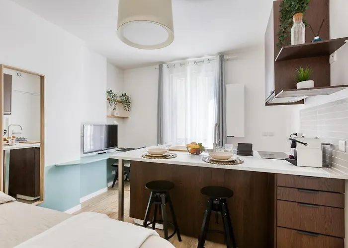 דירה Design Batignolles Lignes 13 & 14 *