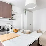 Design Batignolles Lignes 13 & 14 *
