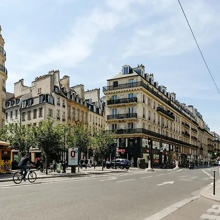 Appartement Design Batignolles Lignes 13 & 14 Parijs