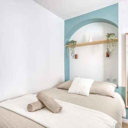 Appartement Design Batignolles Lignes 13 & 14