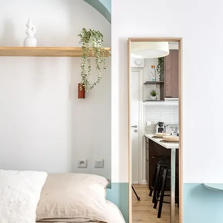 Design Batignolles Lignes 13 & 14 Apartment Paris