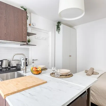 Design Batignolles Lignes 13 & 14 *